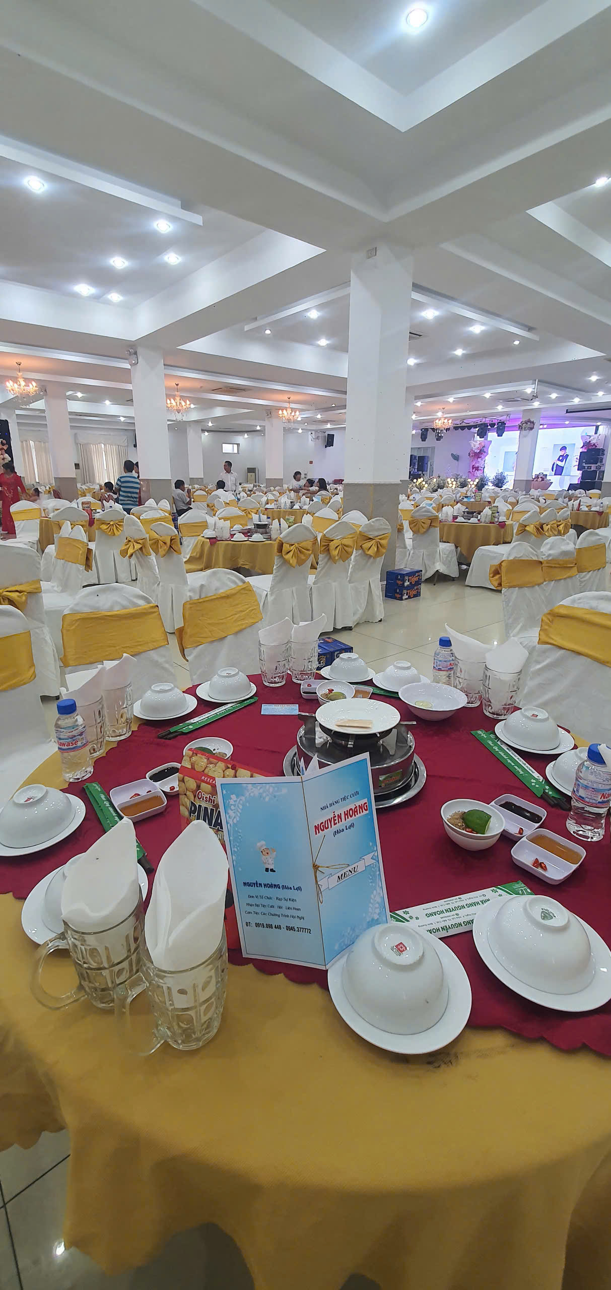 Nhà Hàng Tiệc Cưới Nguyễn Hoàng